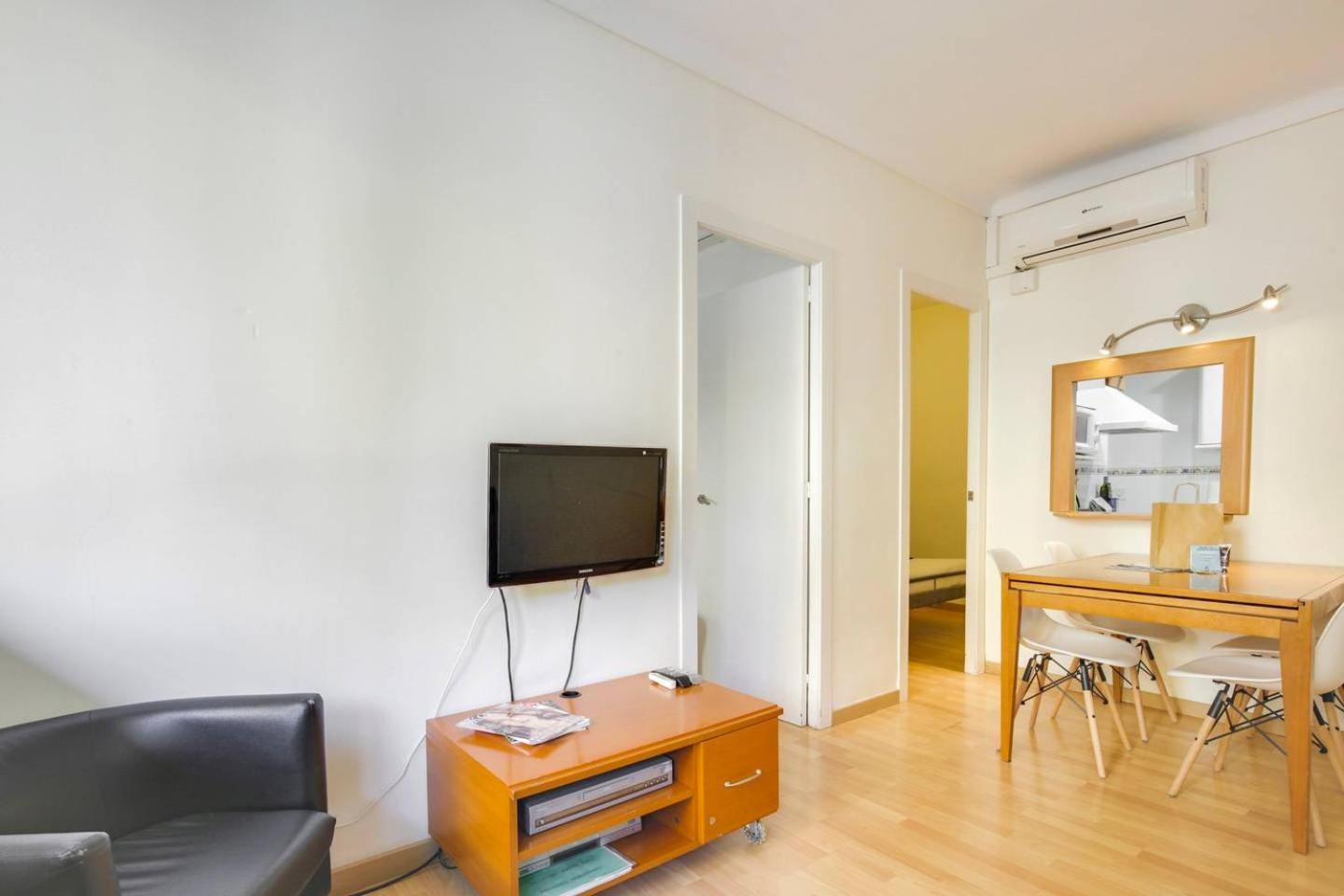 Cozy 2 Bedroom Next To Arc De Triomf バルセロナ エクステリア 写真