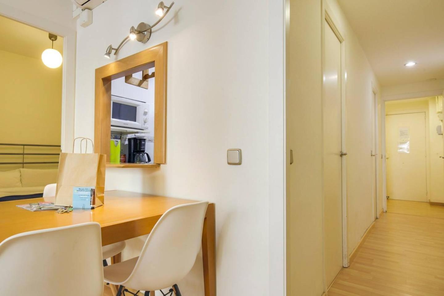 Cozy 2 Bedroom Next To Arc De Triomf バルセロナ エクステリア 写真